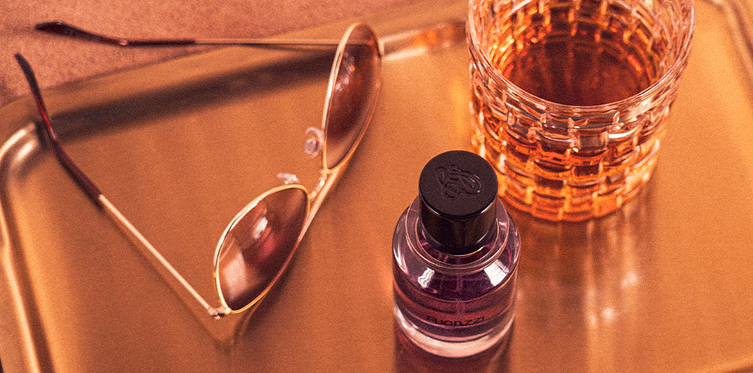 Fugazzi, the regressive power of perfume